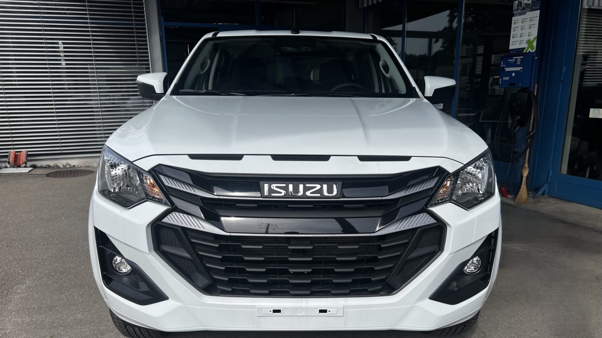 Isuzu D-Max 2.2 Crew Evolution AT