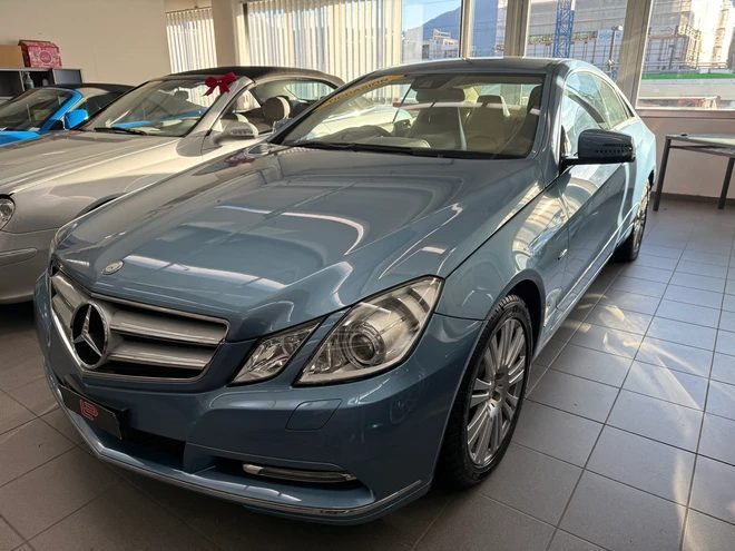 MERCEDES-BENZ E 350 CGI BlueEfficiency 7G-Tronic