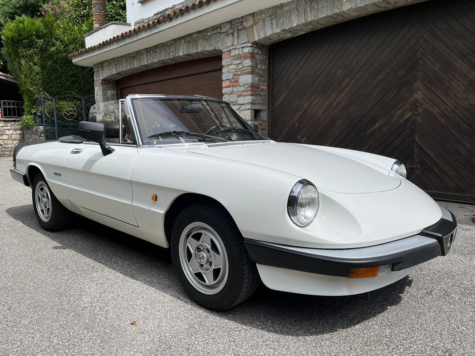 ALFA ROMEO Spider 2.0 (Veloce)