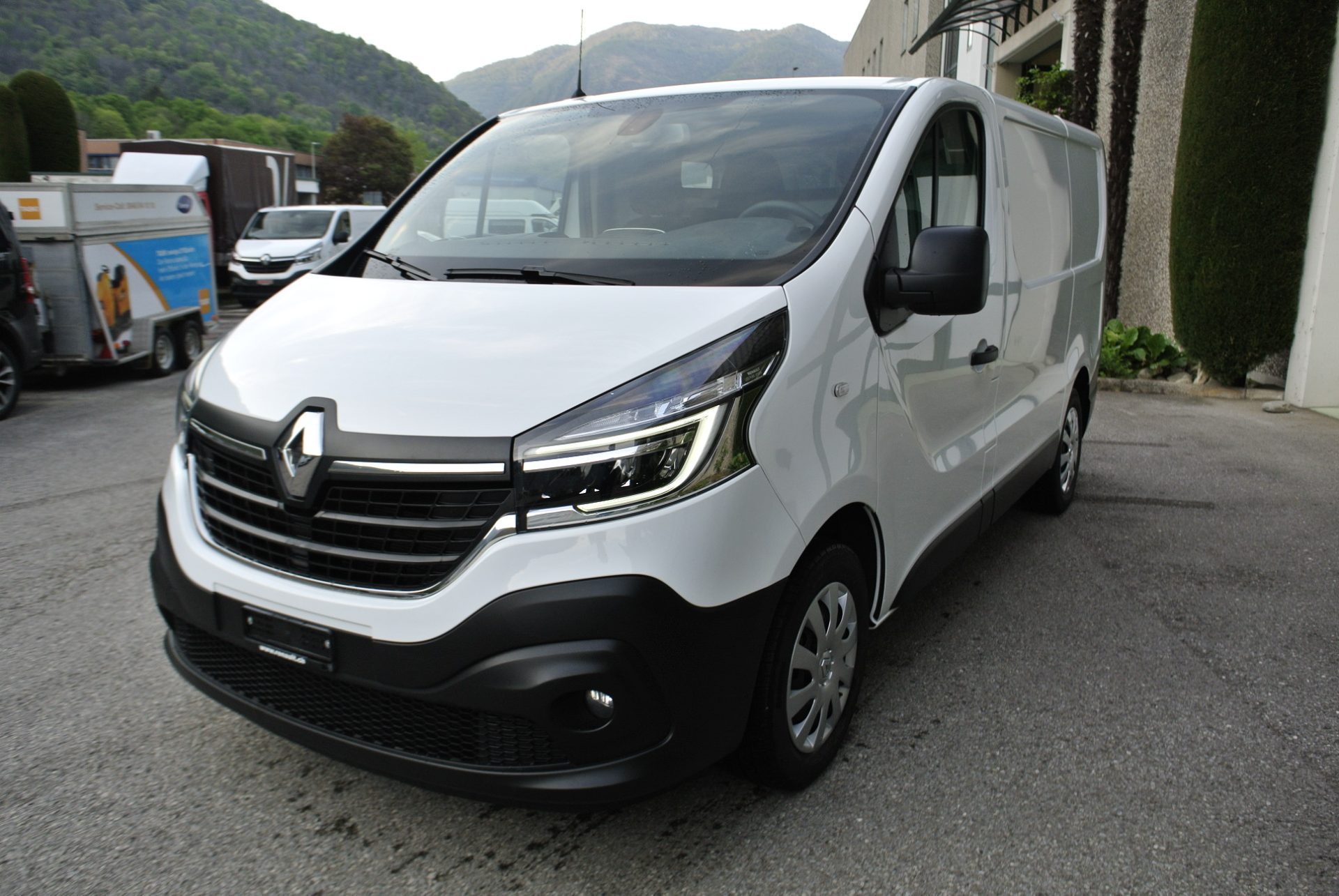 RENAULT Trafic 2.0 Energy dCi 120 3.0t Business L1H1