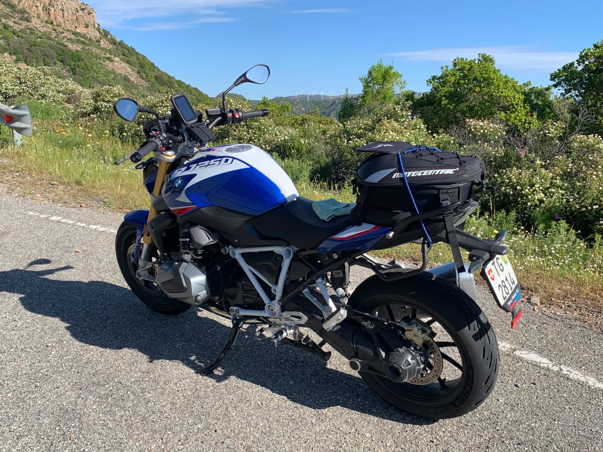 BMW R1250R
