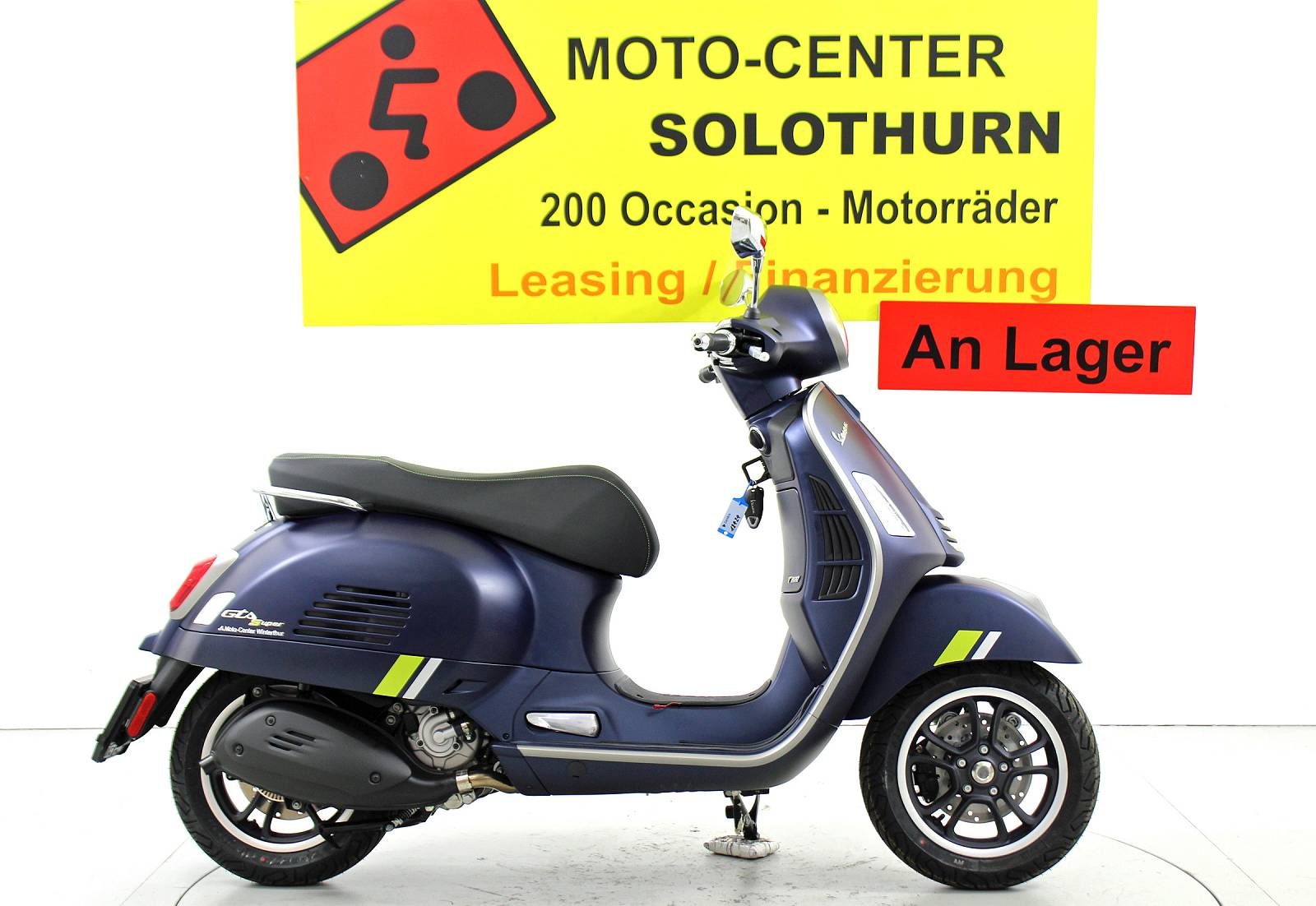 Piaggio Vespa GTS 300 Super Tech ABS