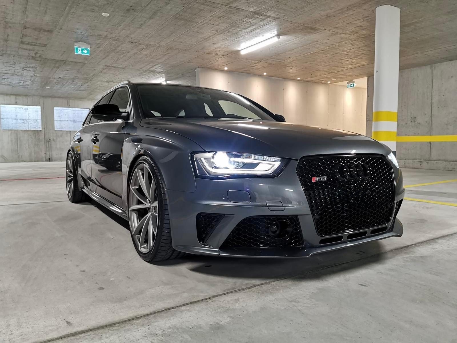Audi RS4 Avant 4.2FSI V8