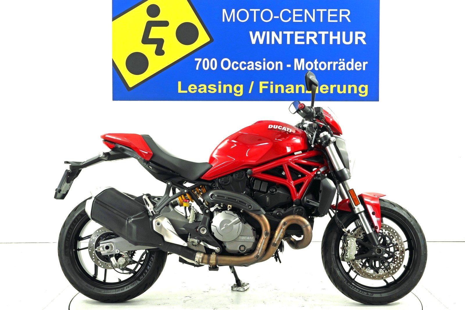 Ducati 821 Monster ABS