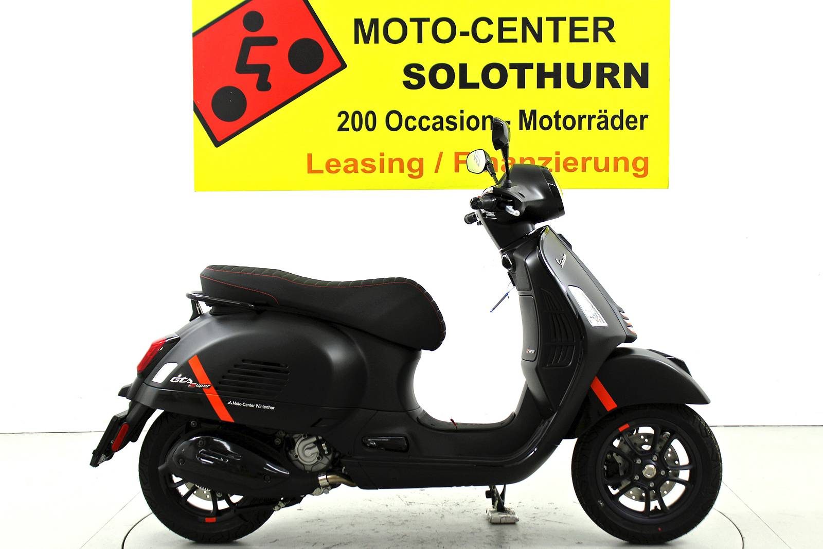 Piaggio Vespa GTS 300 Super Sport ABS