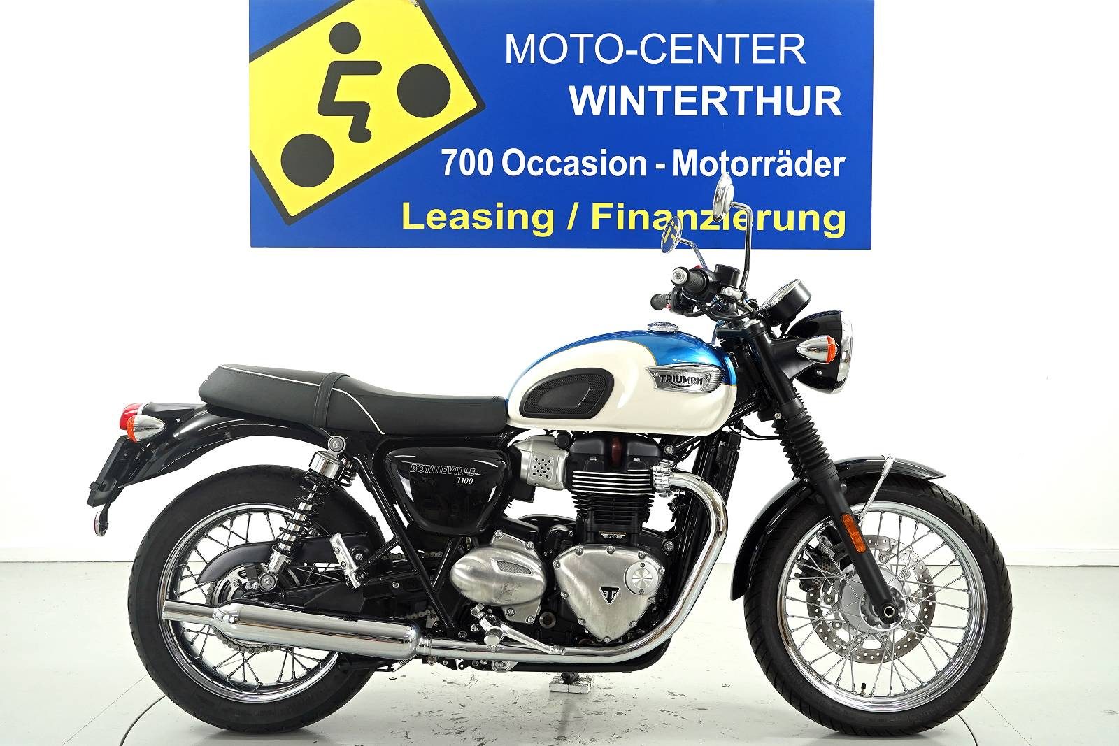 Triumph Bonneville 900i T100 ABS