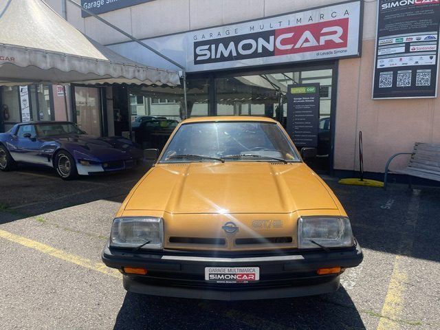 Opel Manta B 2000 GT/E 4marce