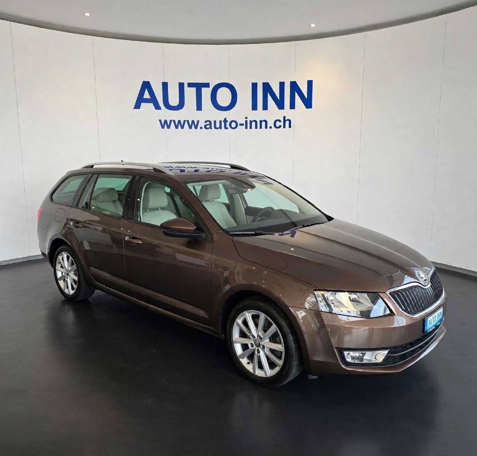 SKODA OCTAVIA COMBI 1.8 - TETTO PANORAMICO - AUTOMATICA