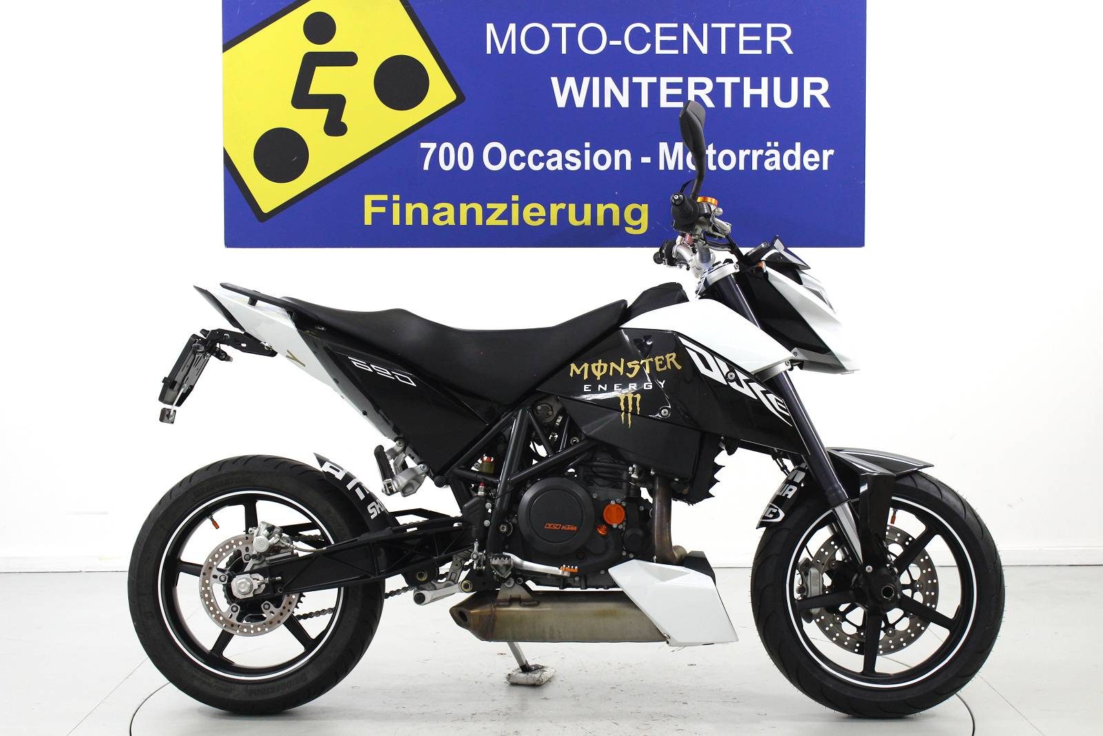 KTM 690 Duke