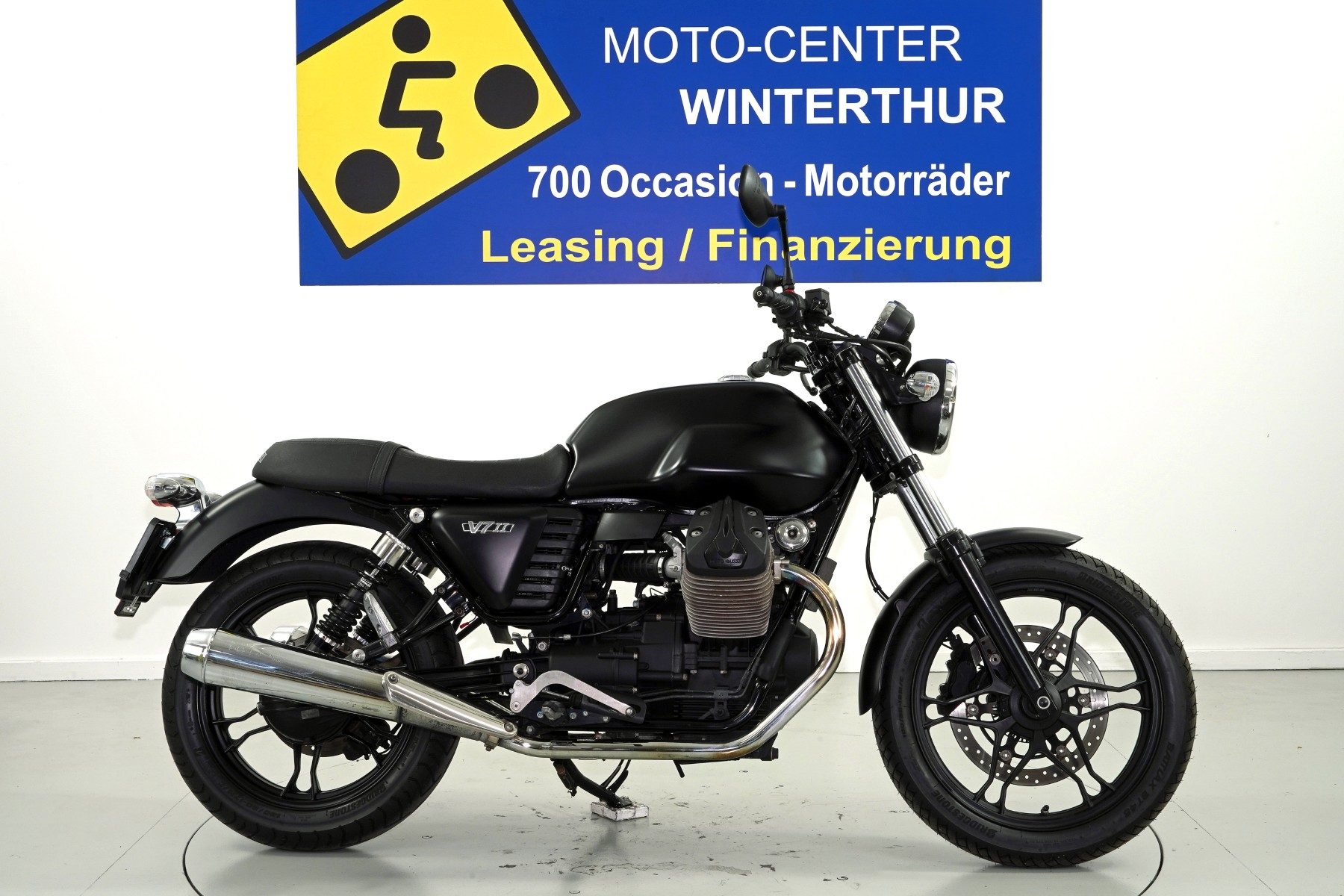 Moto Guzzi V7 Stone ABS