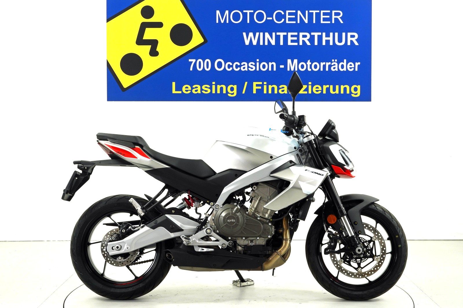 Aprilia Tuono 457 ABS