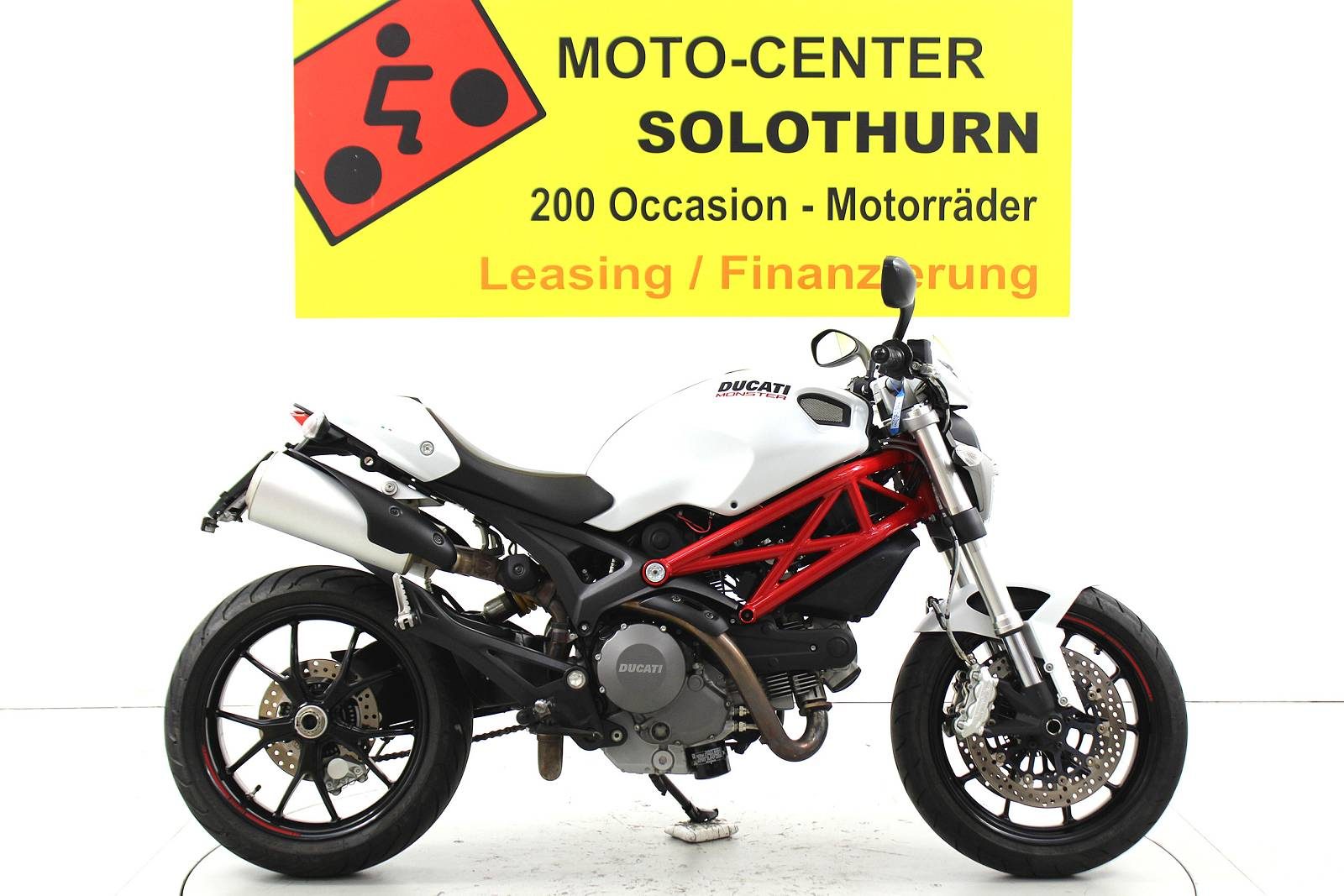 Ducati 796 Monster ABS