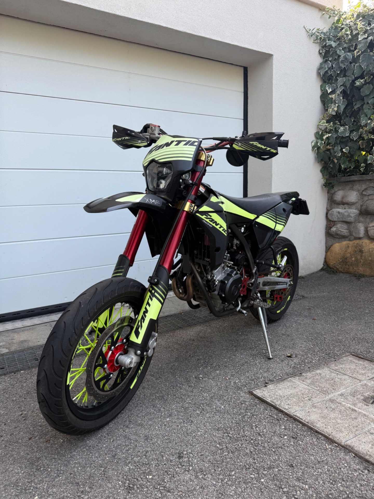 Fantic 125 XMF competition 