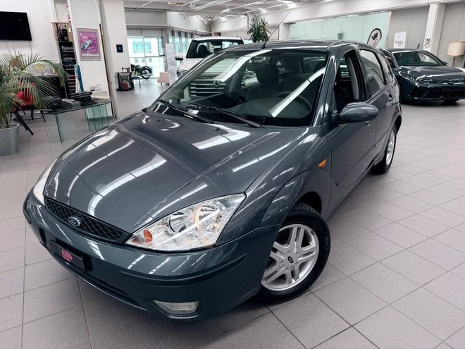 FORD Focus 2.0i 16V AUTOMATICA!